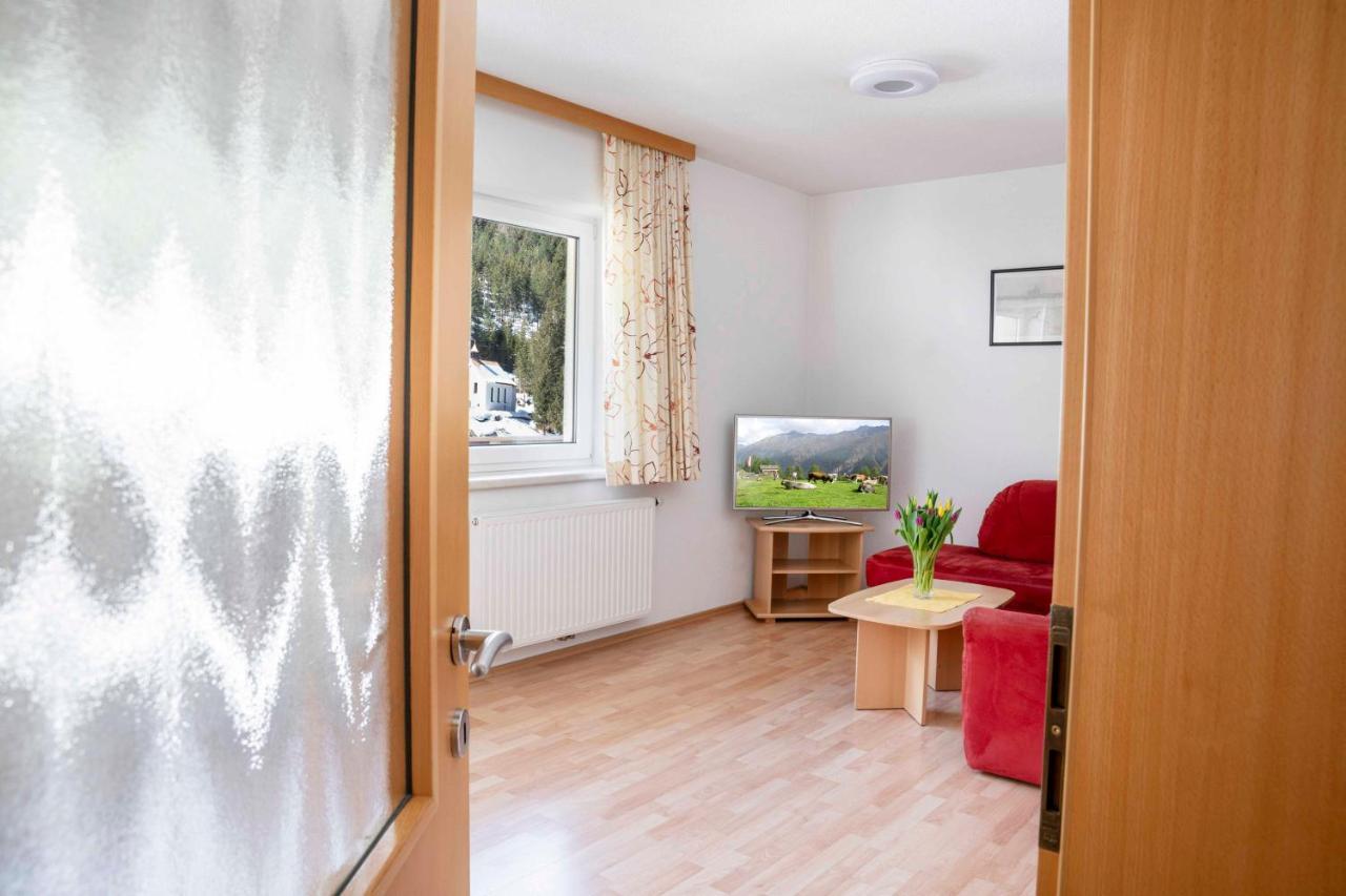 Adlerhof Apartment ซังคท์เลออนฮาร์ด อิม พิทซ์ทัล ภายนอก รูปภาพ