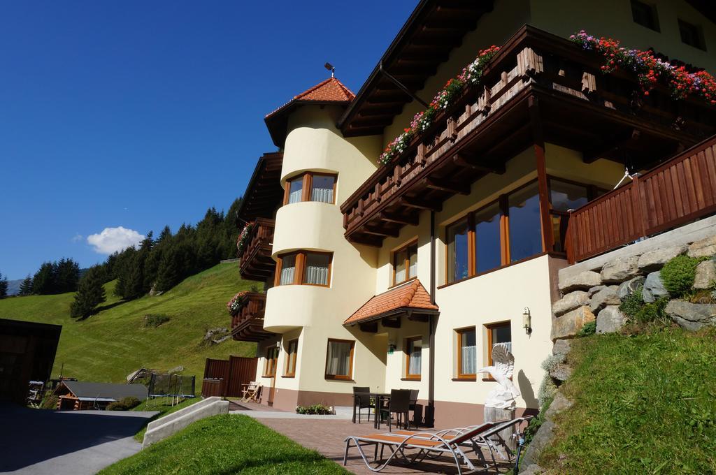 Adlerhof Apartment ซังคท์เลออนฮาร์ด อิม พิทซ์ทัล ภายนอก รูปภาพ